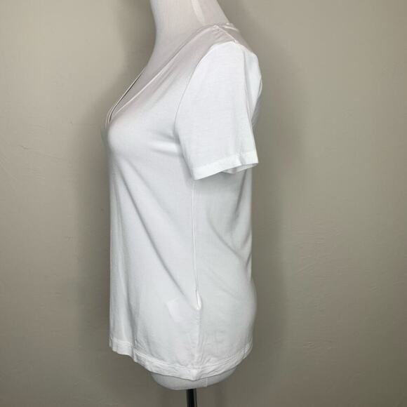 On 34th White V Neck T Shirt Sz Small Modal Spandex - Picture 2 of 2